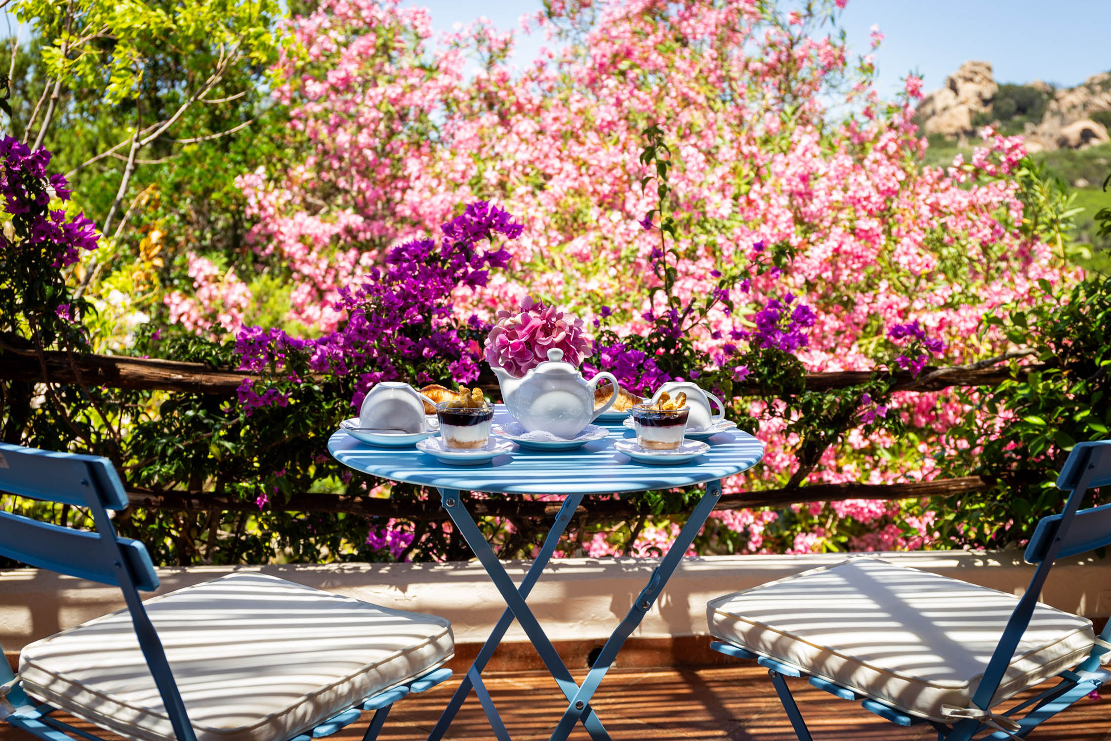 Colazione sul balconcino La Jacia